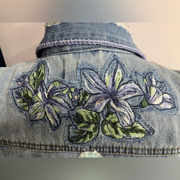 Women’s Denim Vest, Medium, Embroidered, Handstitching, Multicolored - Picture 5 of 9